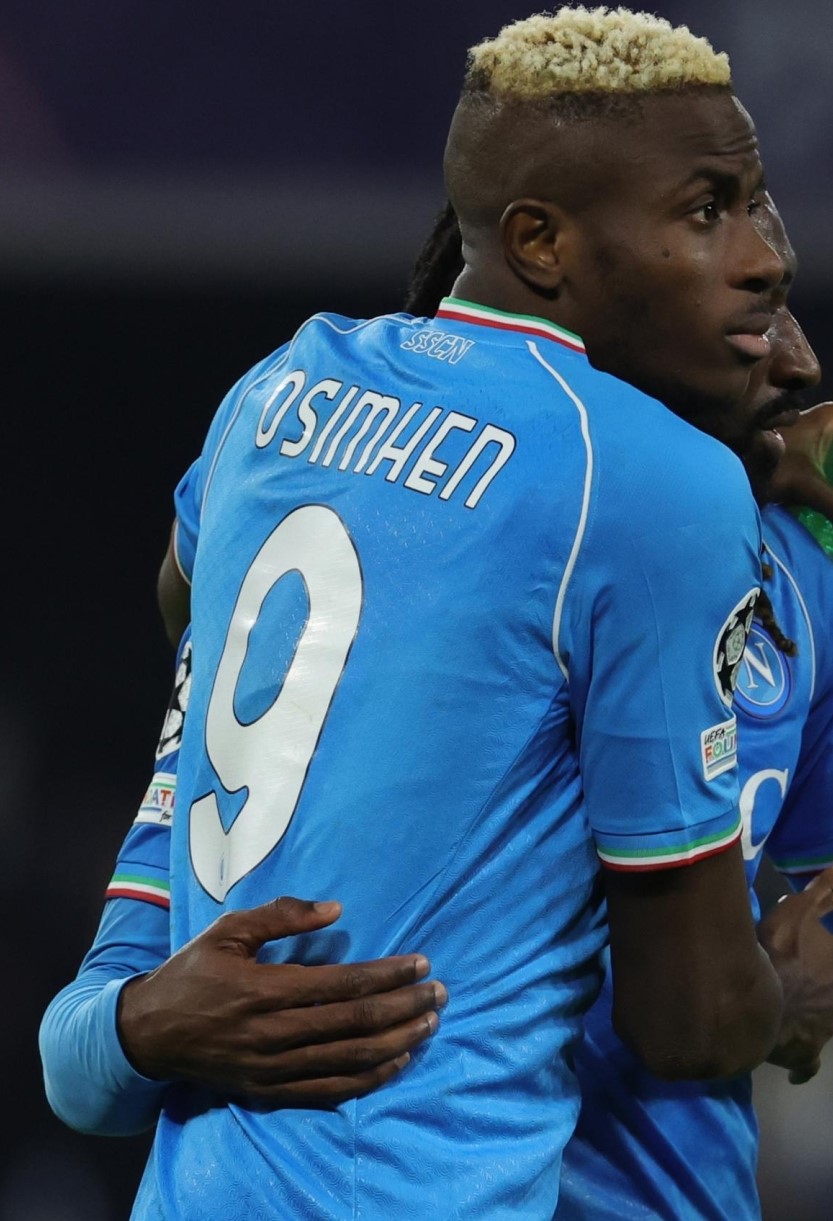 OSIMHEN UN TIRO UN GOL….