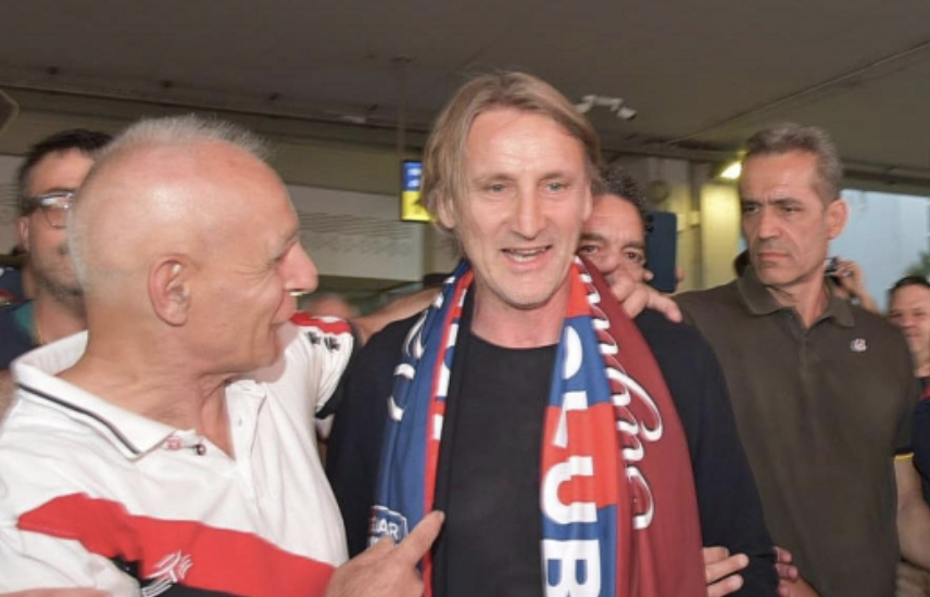 Nicola sbarca a Cagliari.