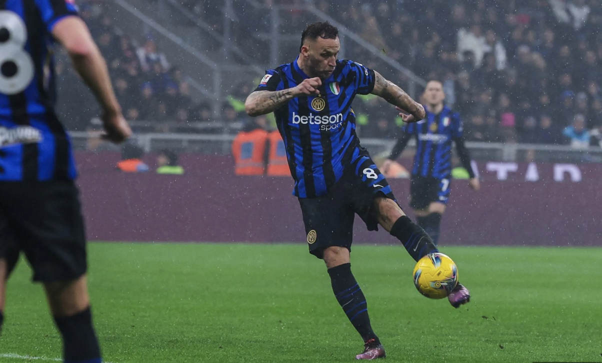 Sul gol dell’Inter De Vrij è in fuorigioco